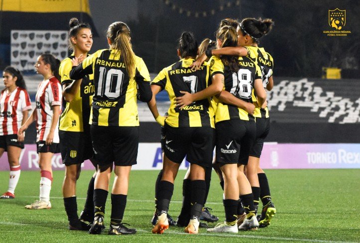 Peñarol se afirma en la cima del Torneo Clausura 2023 del fútbol femenino -  EL PAÍS Uruguay